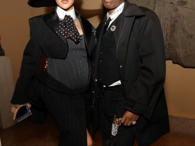 Rihanna anuncia terceira gravidez em grande estilo no Met Gala 2025