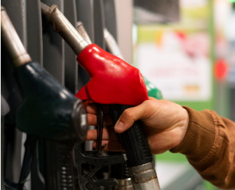 Gasolina mais cara: governo adota medidas em meio a conflitos no Oriente médio