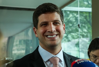 João Campos lidera para governo de Pernambuco e pode vencer em 1º turno, aponta Big Data