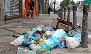 Descarte irregular de lixo em vias públicas deve gerar multa de até R$ 162 mil