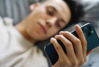 IA e plataformas digitais ampliam riscos à informação de qualidade, aponta pesquisa