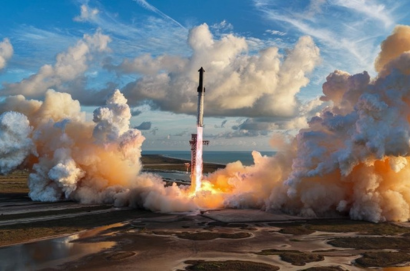 Starship, da SpaceX, chega à órbita pela primeira vez
