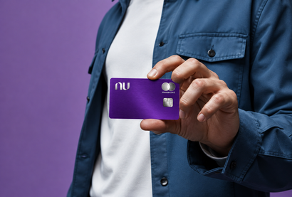 Nubank inicia operação nos Estados Unidos e anuncia conta multimoeda