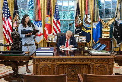 Principais redes de TV dos EUA suspendem cobertura de Donald Trump