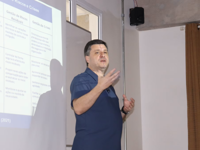 FAPCOM recebe Sérgio Andreucci no LAB RP+ para discussão sobre gestão de riscos