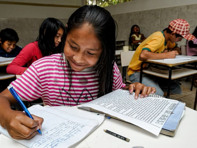 Escolas do Mato Grosso recebem livros de alfabetização em línguas indígenas